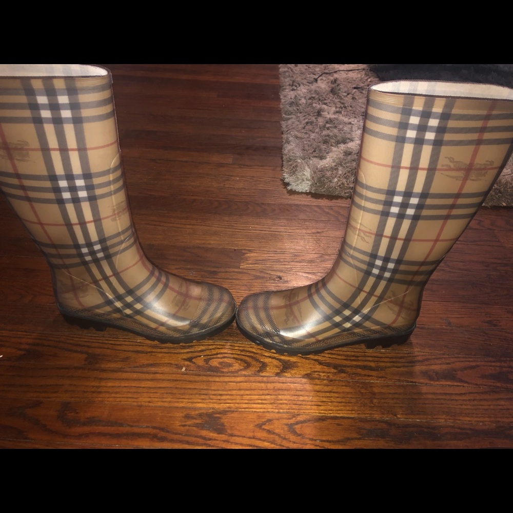Authentic Burberry Rain Boots